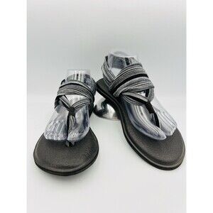 SANUK Yoga Sling 2 Sandals Sz 9 Black White Stripe Knit Strap Yoga Mat Cushion